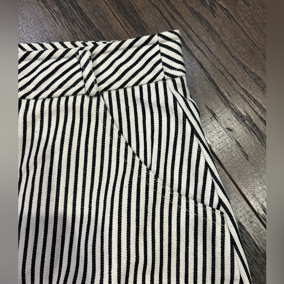 FIKA the Brand Skirt - Picture 3 of 12